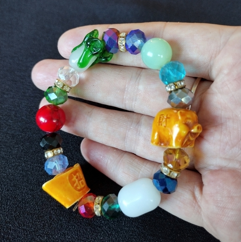 Multicolor stretch Charm Beaded Bracelet